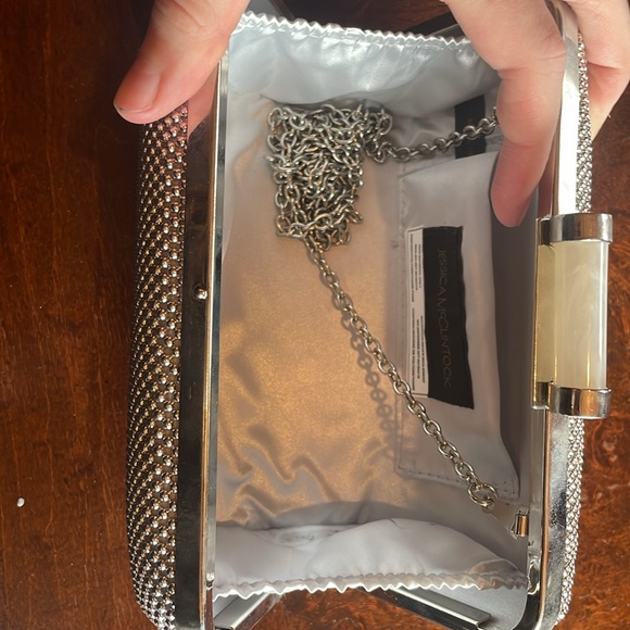 Jessica McClintock Silver Mesh Clutch - Picture 5 of 7